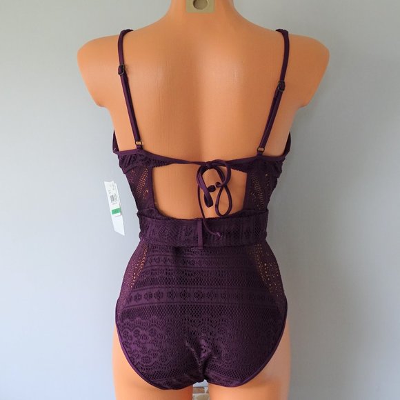Becca One Piece Color Play Belted Swimsuit NWT - Picture 3 of 4